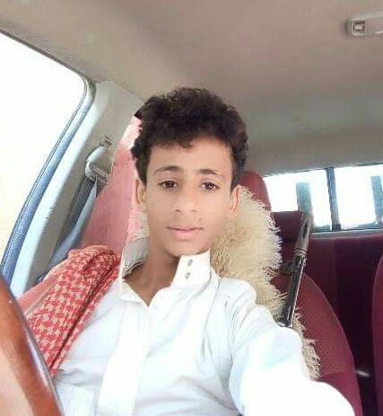 جماعة الحوثي الإرهابية تبلغ أسرة طفل بمصرعه...بعد اخذه دون موافقة اهلة! (صورة +تفاصيل) 