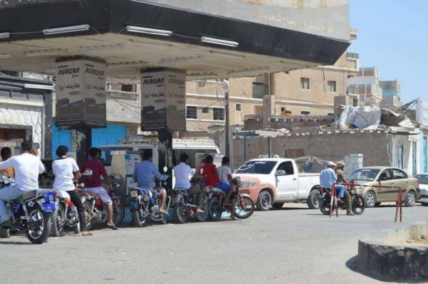 شركة النفط اليمنية تحدد أسعار البنزين والديزل عقب وصول سفن المشتقات النفطية ( التسعيرة الجديدة ) 