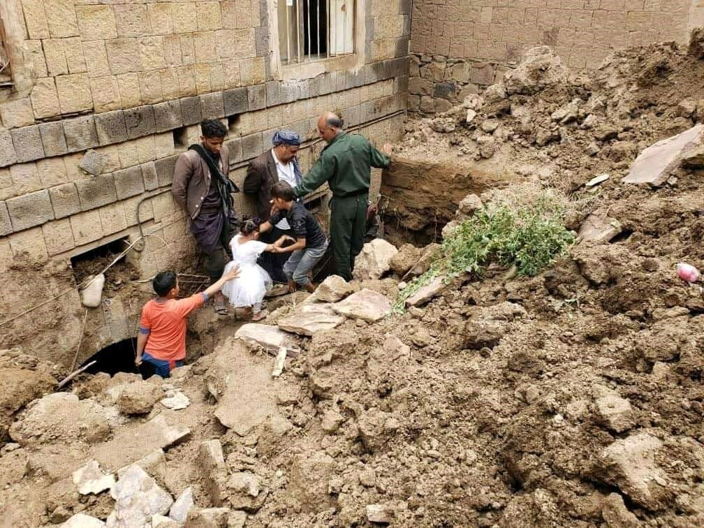 الحوثيون يوجهون نداء إستغاثة للعالم لإنقاذ العاصمة صنعاء من خطر كارثي 
