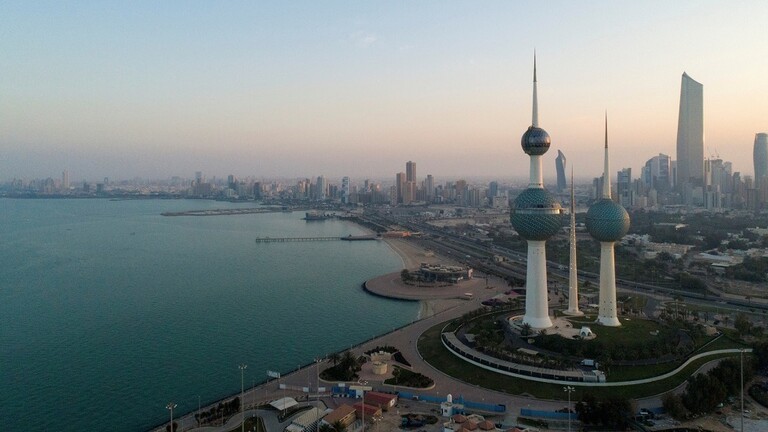 الكويت تدعم دعوة السعودية لإجراء محادثات حول 