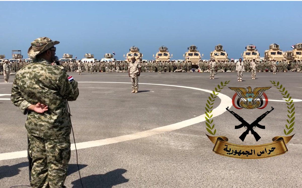 العميد طارق صالح عفاش يتسلم رسميا أكبر مقرات للقوات العسكرية غرب اليمن