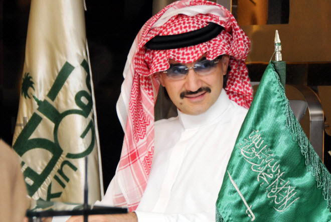 الملياردير السعودي ‘‘الوليد بن طلال’’ يفتتح مشروع عملاق في العاصمة السعودية الرياض بحضور هذه الشخصية البارزة ( شاهد فيديو)