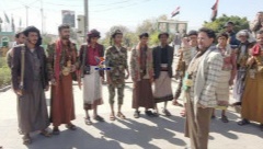 من هو القيادي العسكري البارز ال الذي أعلن الحوثيون انضمامه لهم ؟!