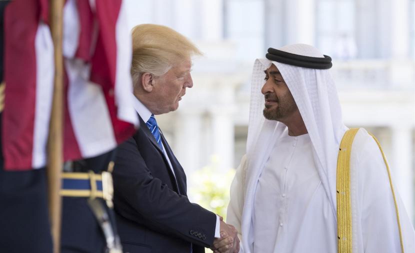 ترامب يوجه ضربة قوية لدول الإمارات وايران والصين قبيل مغادرته البيت الأبيض 
