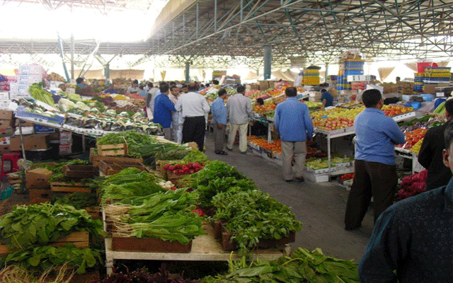 سوق خضروات في اليمن