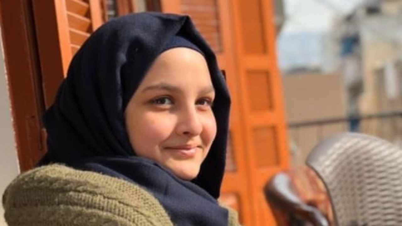 جريمة تهز الشارع اللبناني بعد حرق فتاة 14 عام بالبنزين
