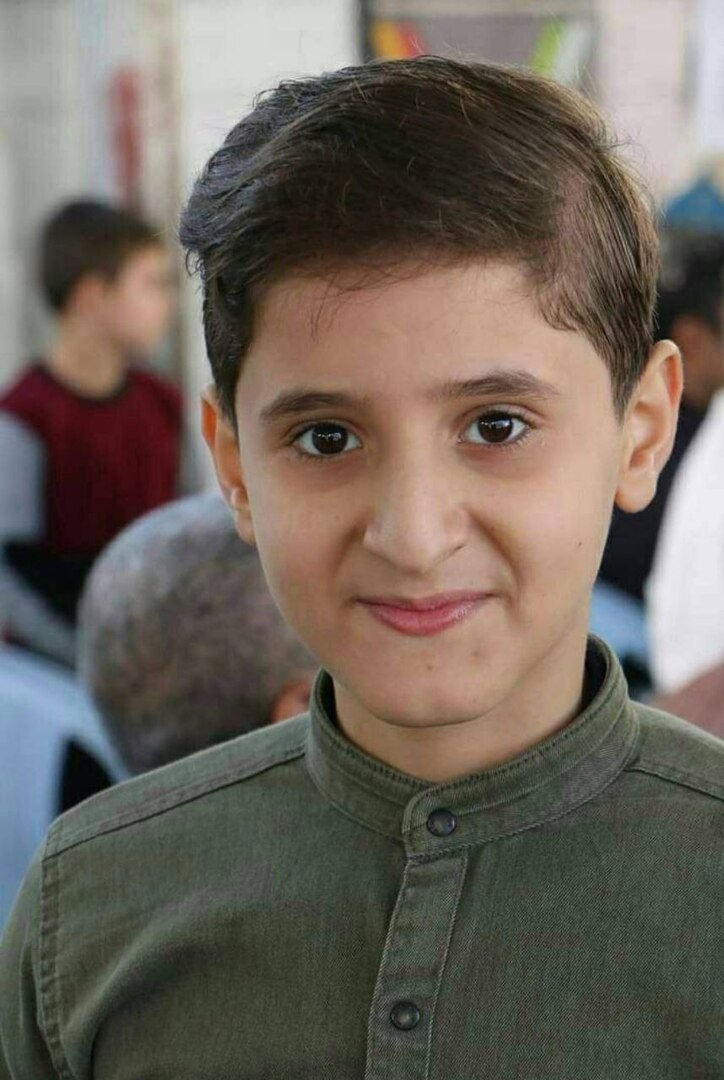 استشهاد اليوتيوبر الفلسطيني الطفل عوني الدوس بقصف إسرائيلي لمنزله في غزة 