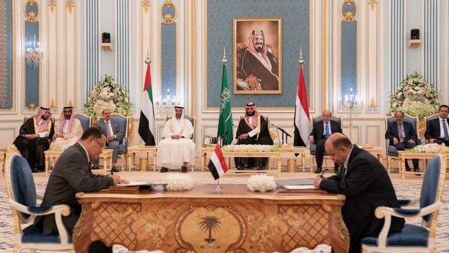 الحكومة اليمنية تتهم "الانتقالي الجنوبي" بعرقلة تنفيذ المصفوفة الأخيرة من اتفاق الرياض