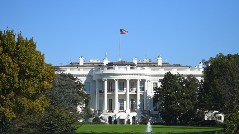 البيت الأبيض يتهم رئيس لجنة الاستخبارات بمجلس النواب بالافتراء