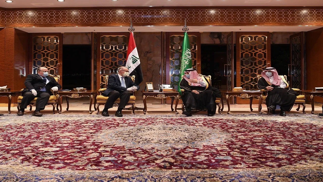وزير المالية العراقي يكشف عن اتفاق مع شركات سعودية للاستثمار في حقل غاز 