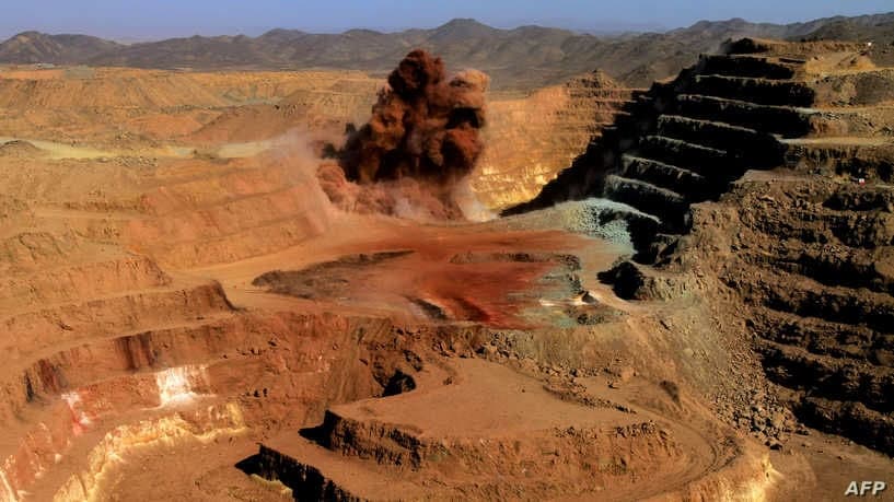 اكتشاف أبهر العالم .. العثور على جبال من الذهب في مصر ستغير موازين الإقتصاد العالمي