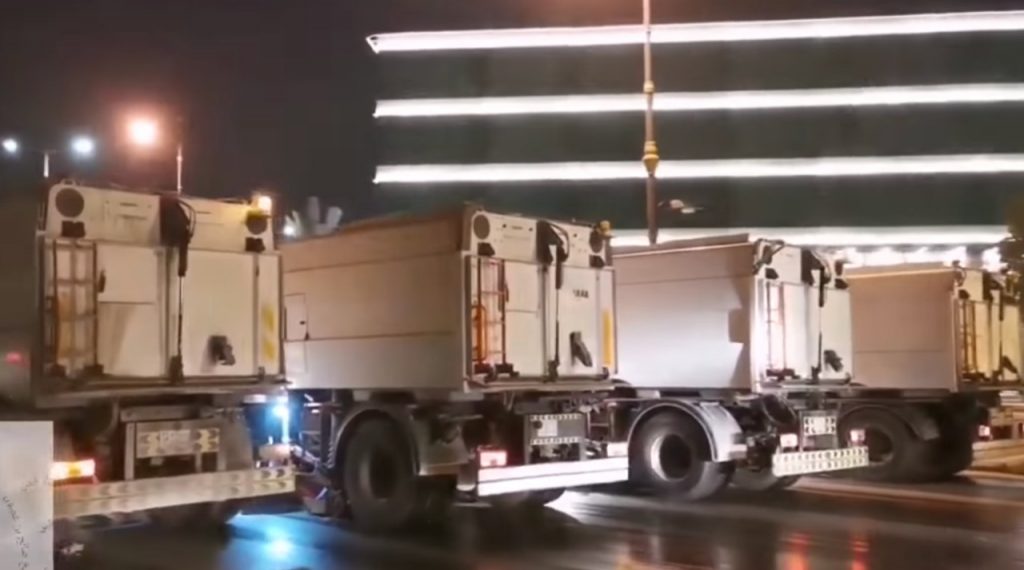 مشهد مؤثر .. هذا مايحدث  في شوارع الرياض أثناء فترة “منع التجول”؟ فيديو 