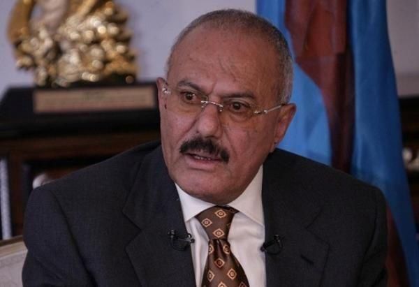 مشعوذ يمني يكشف عن مكان تواجد الرئيس صالح ويحدد موعد عودته ؟